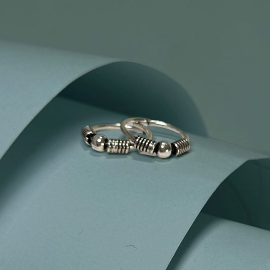 Coil Dot Toe Ring