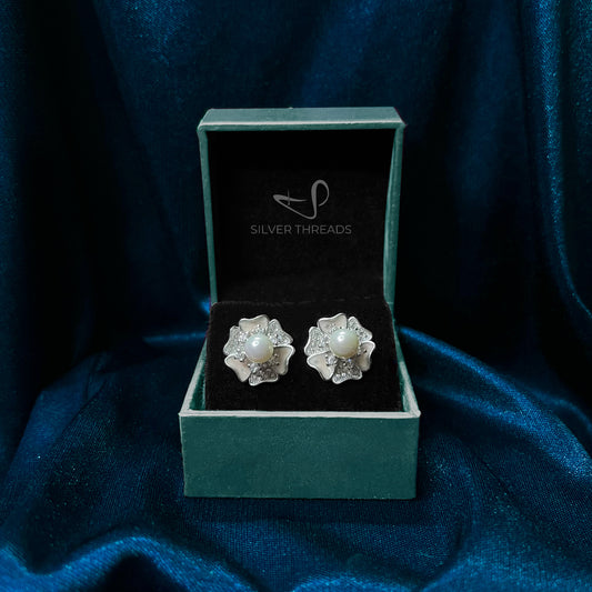 Pearl Blossom Earring