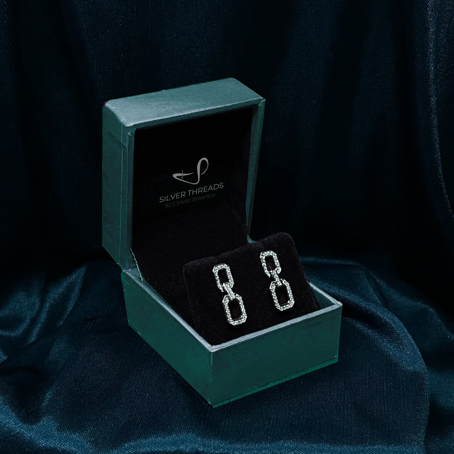 Eternal Links Earring
